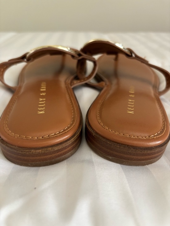 Kelly & Katie Tan Sandals with Gold Medallions size 7 1/2 - Picture 6 of 8